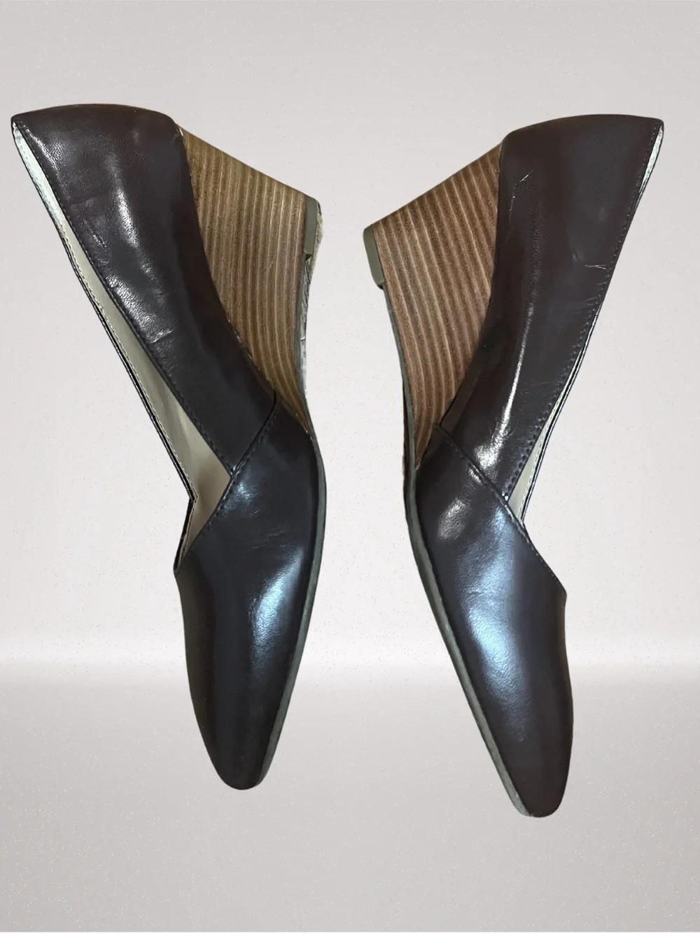Franco Sarto Women’s Brown Pointed Toe Wedge Pumps Size 6.5